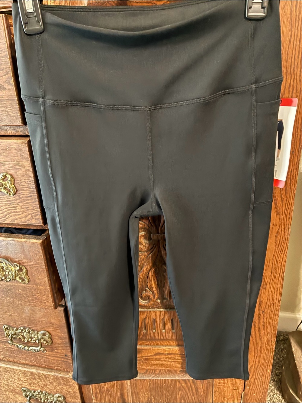 Skechers Black Capri Active Leggings for women